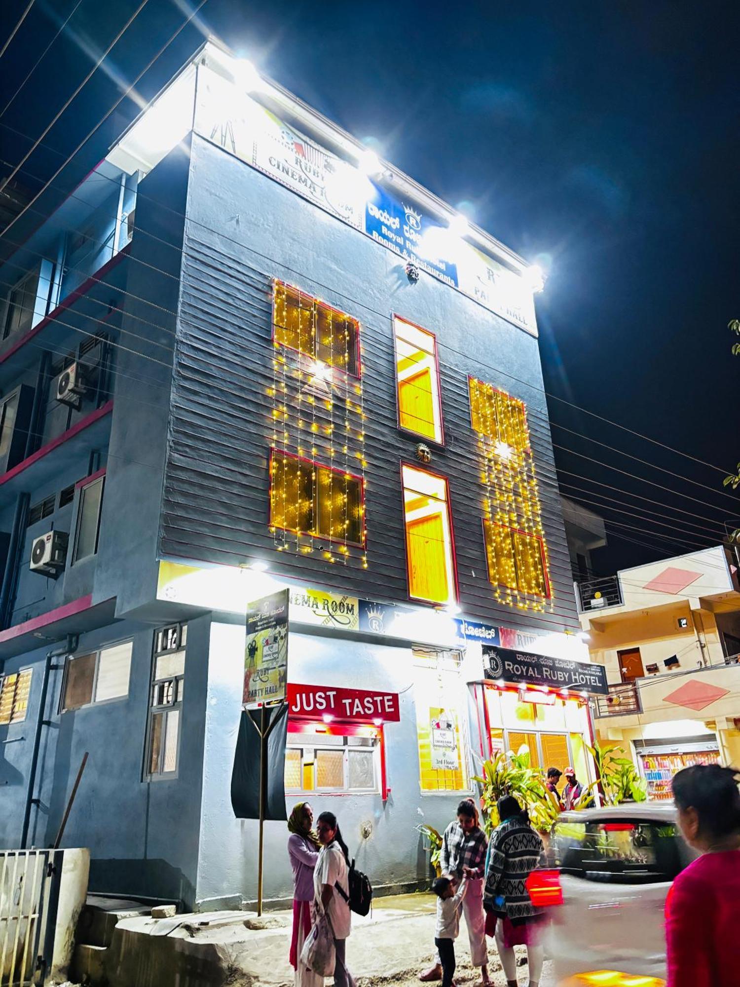 Hotel New Royal Ruby - Electronic City Phase 1 Kammasandra Ngoại thất bức ảnh